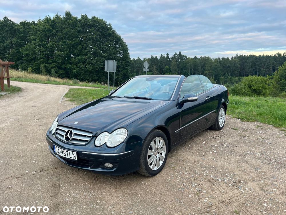 Mercedes-Benz CLK - 33