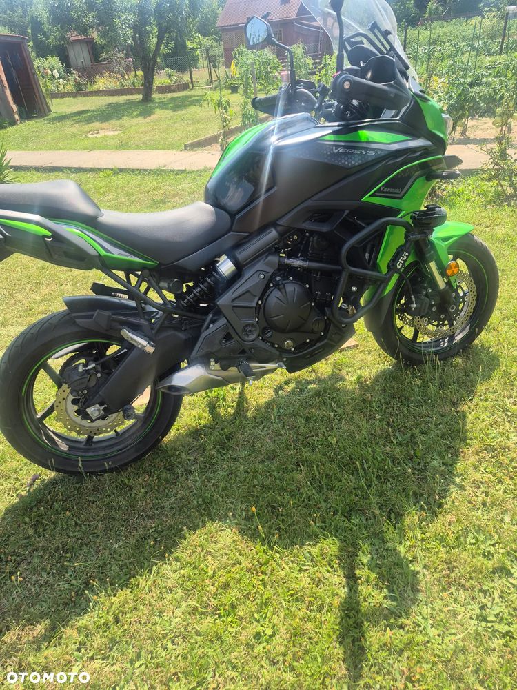 Kawasaki Versys 650 - 12