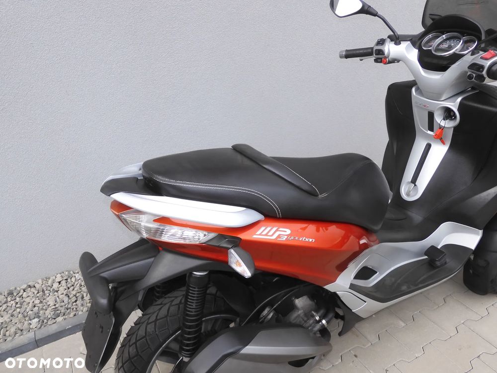 Piaggio MP-3 - 13