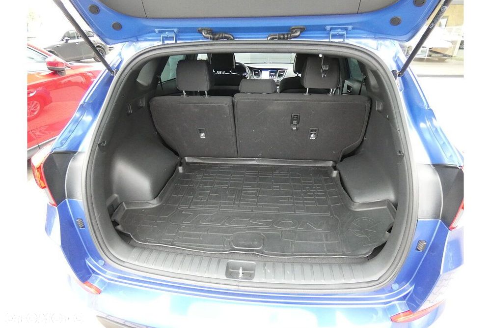 Hyundai Tucson 1.7 CRDI BlueDrive GO Plus 2WD DCT - 11