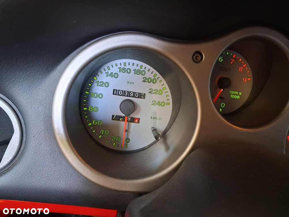 Fiat Barchetta 1.8 16V - 6