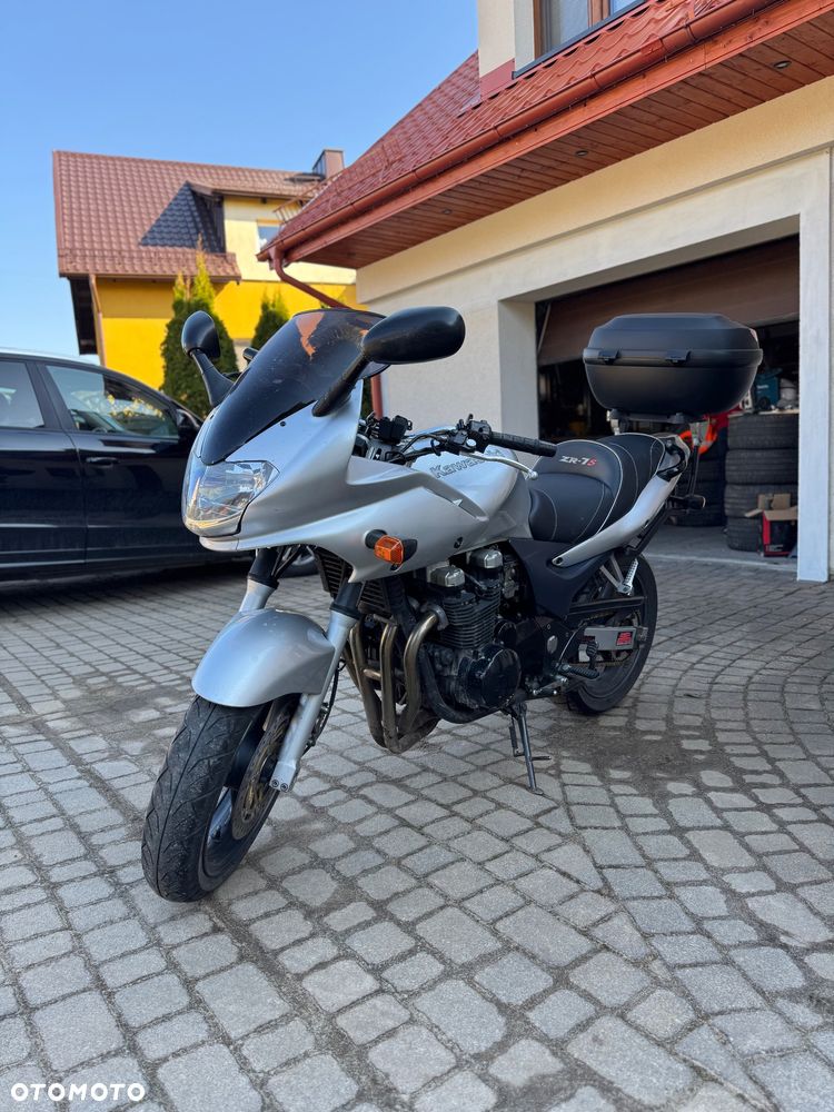 Kawasaki ZR - 6
