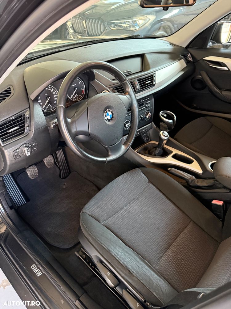 BMW X1 sDrive18d - 18