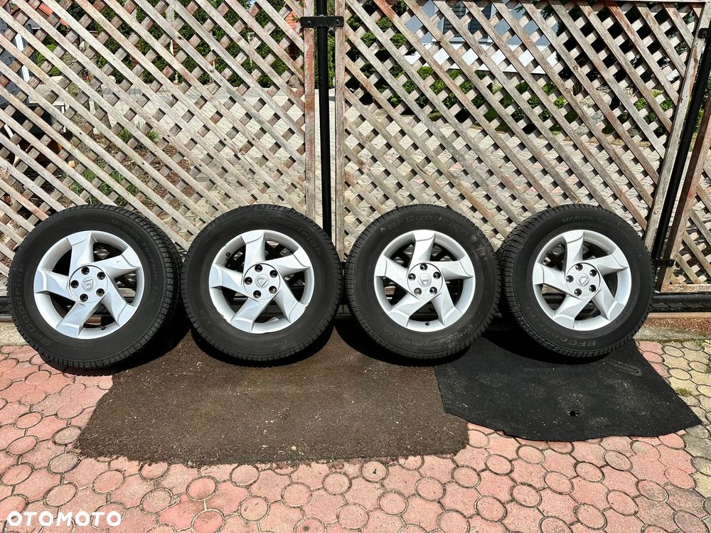 Opony Używane Całoroczne 2szt para BFGoodrich Urban TerrainT/A 215/65/16 2021r - 1