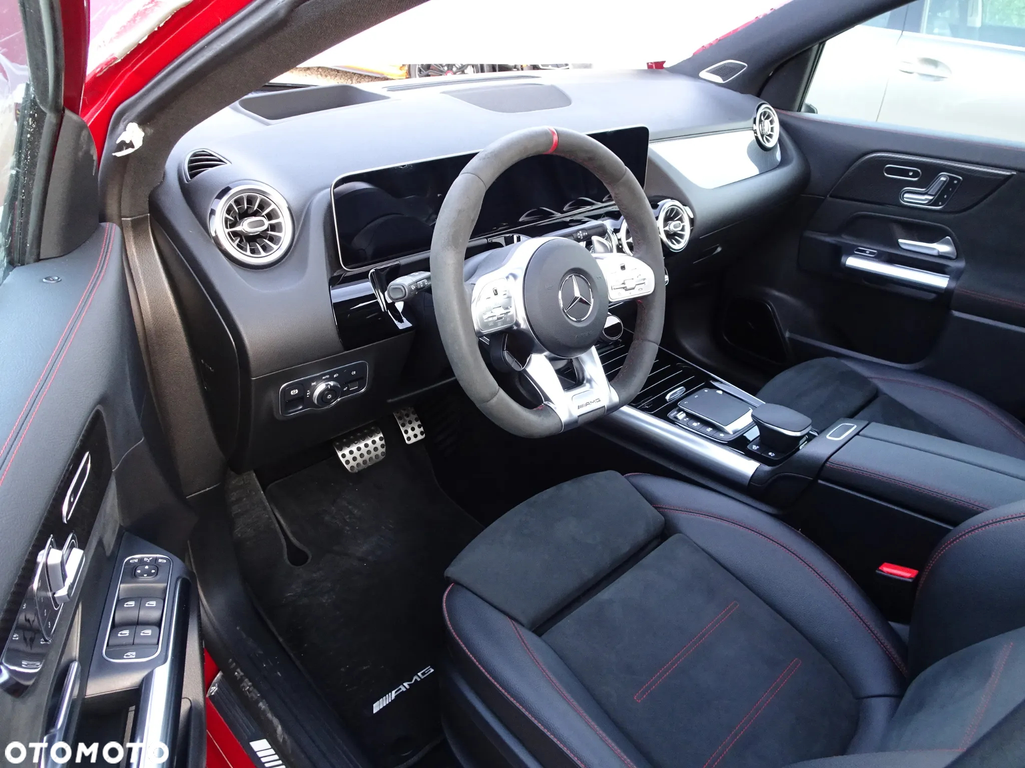 Mercedes-Benz GLA AMG 45 S 4-Matic+ - 22