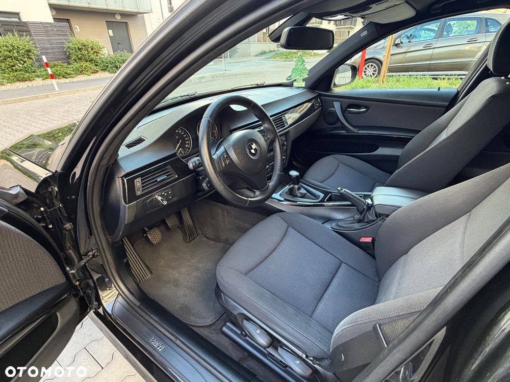 BMW Seria 3 318d DPF Edition Lifestyle - 3