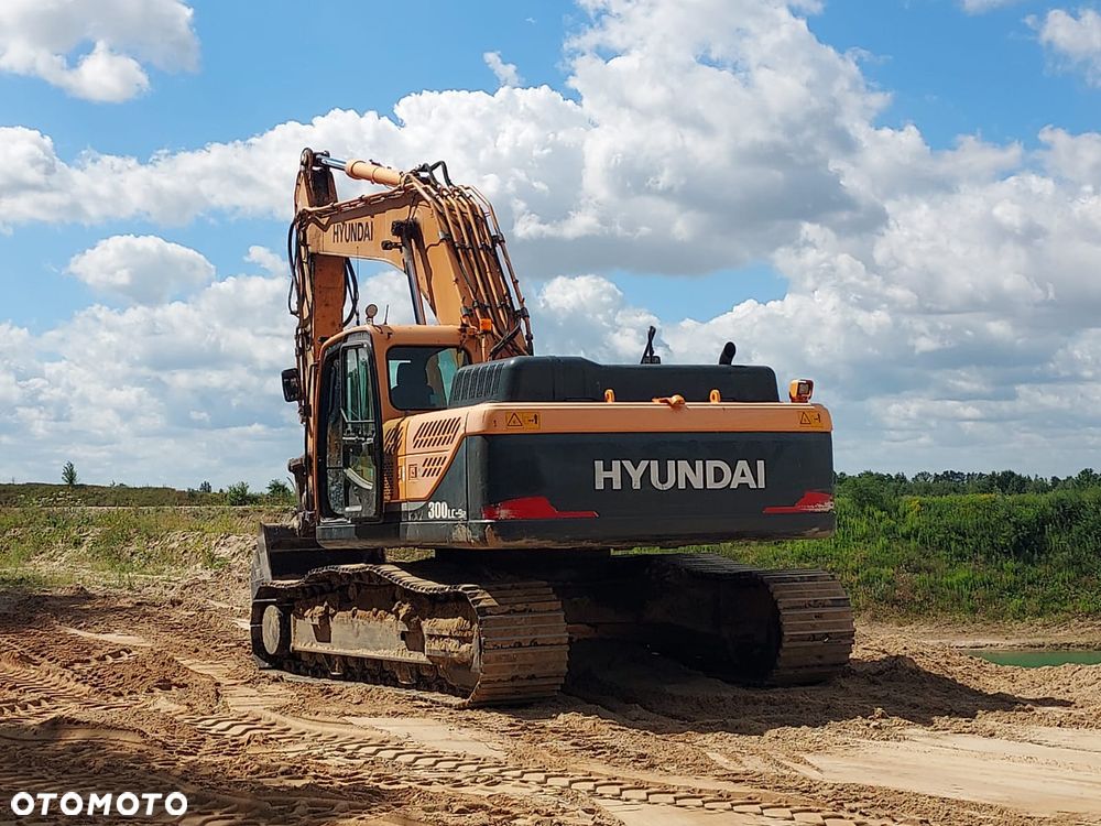 Hyundai R300 LC 9A - 1