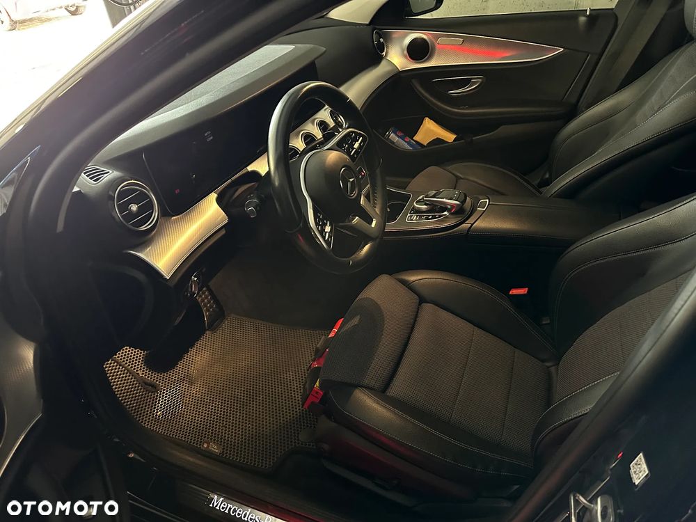 Mercedes-Benz Klasa E 220 d 4-Matic Avantgarde - 6