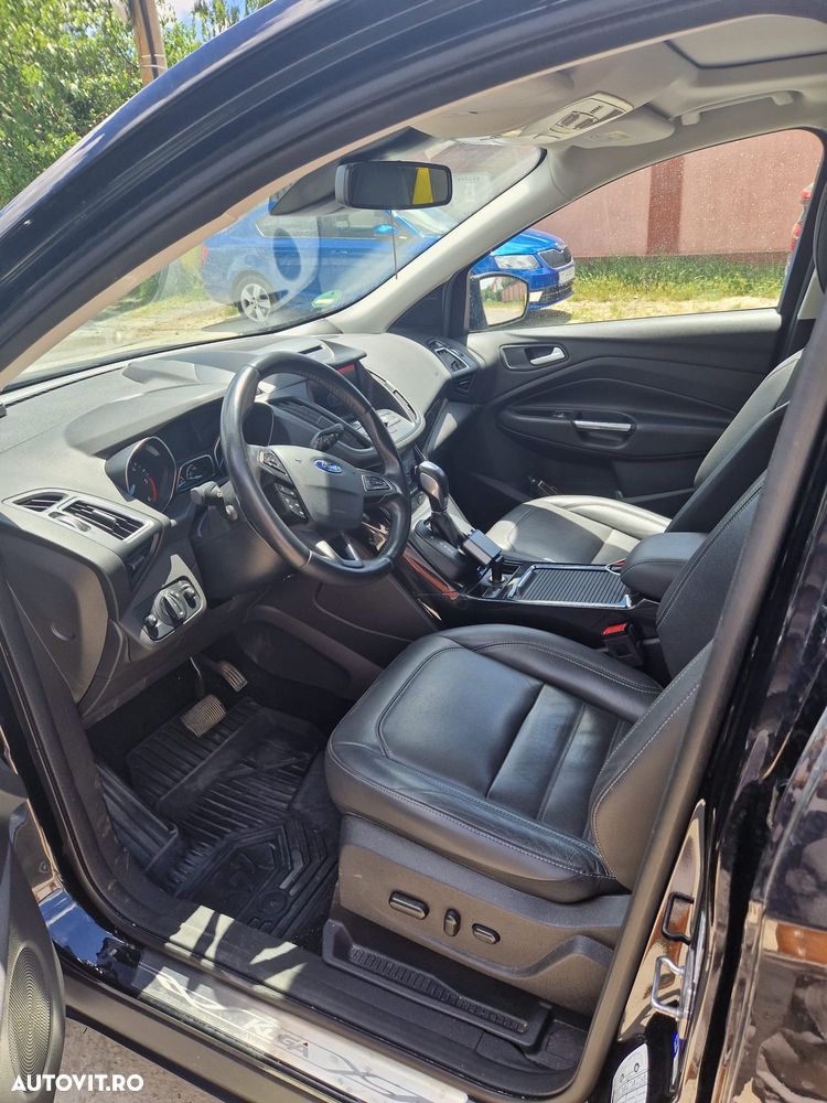 Ford Kuga 2.0 TDCi 4WD Powershift Titanium - 5