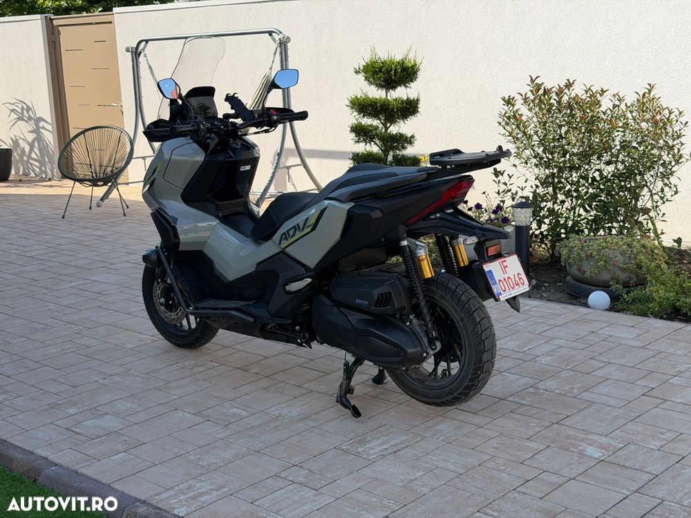Honda ADV 350 - 6