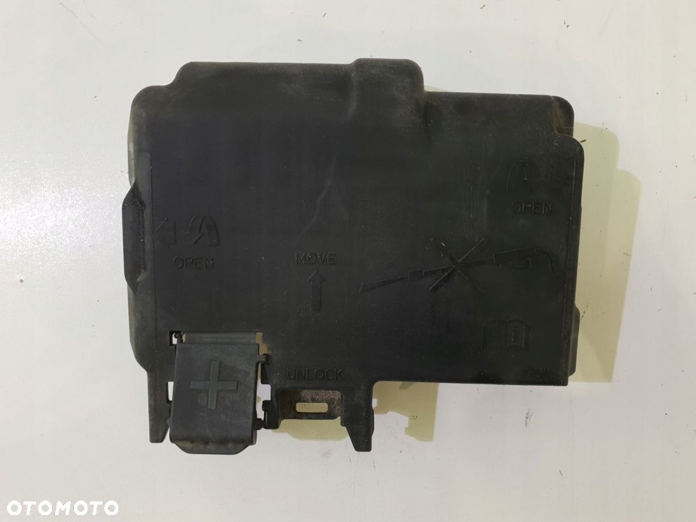 OPEL ADAM OBUDOWA AKUMLATOR 525230582 - 1