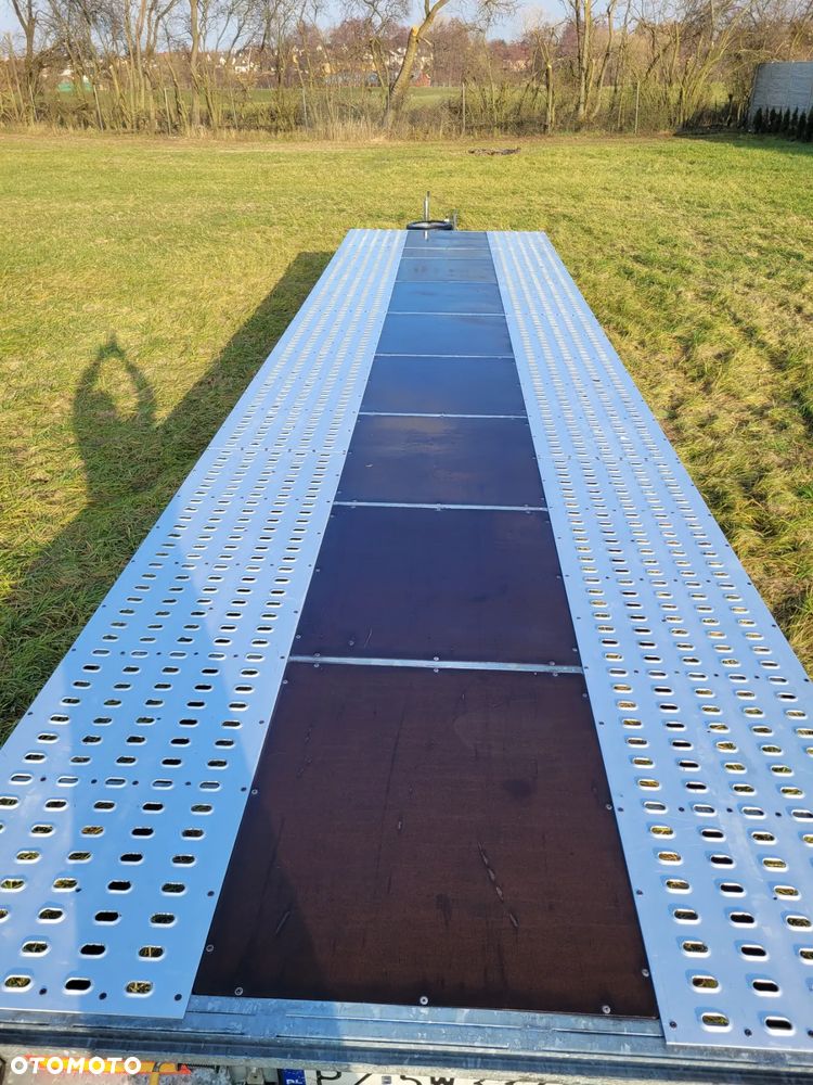 Niewiadów Laweta BR3 Indiana 8,5m 3 osie 3,5t Polski salon pierwszy właściciel gwarancja - 8