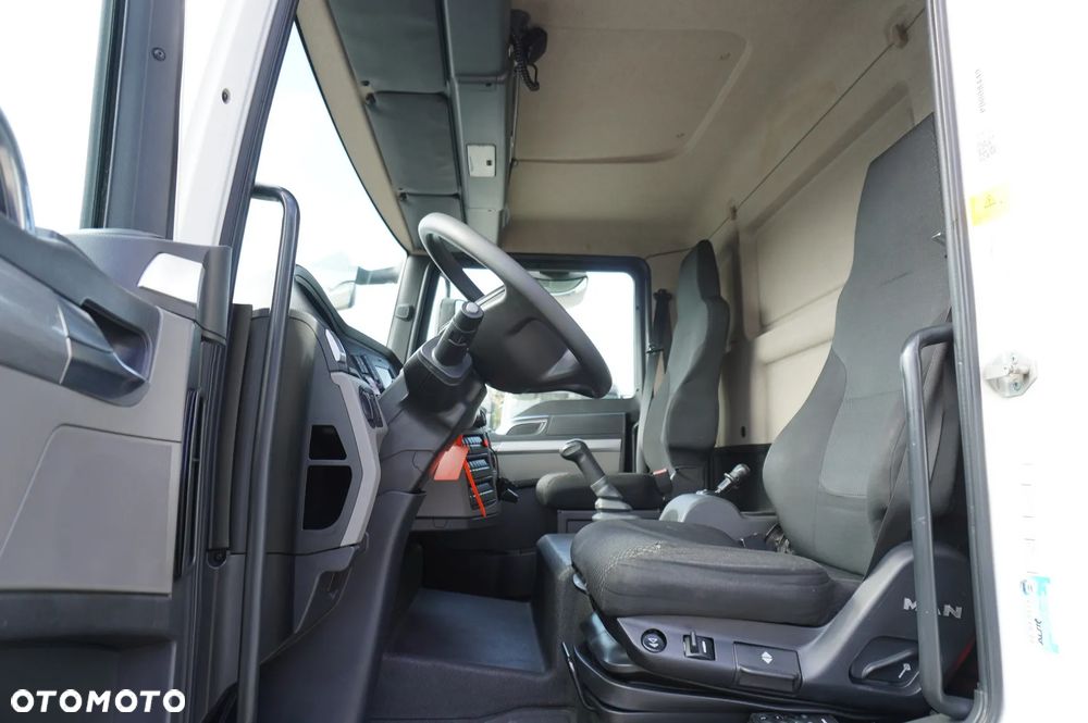 MAN TGL 12.190 / Zabudowa chłodnia 14 EPAL / Carrier Xarios 500 / 3 szt. - 20