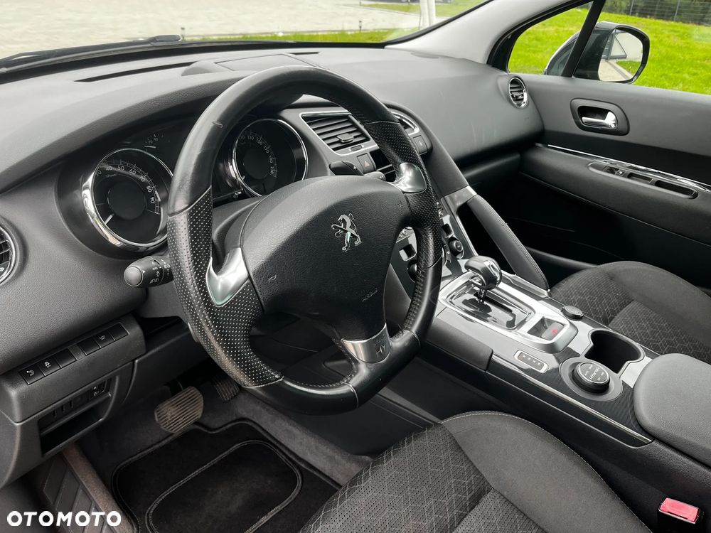 Peugeot 3008 2.0 HDi HYbrid4 - 12