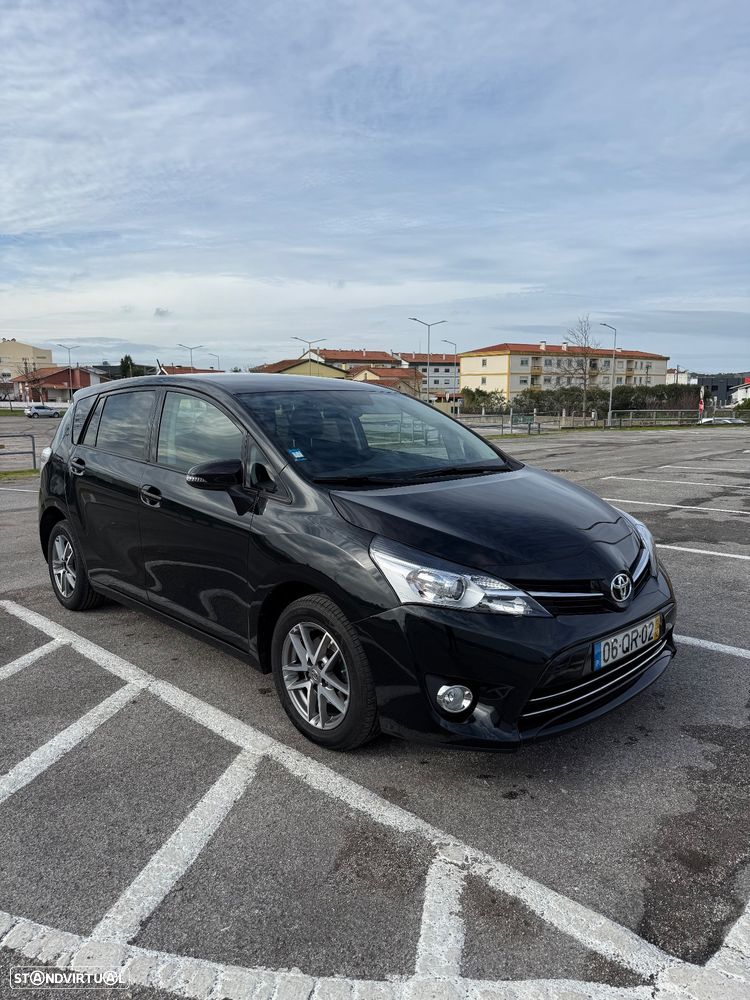 Toyota Verso 1.6 D-4D Comfort - 1