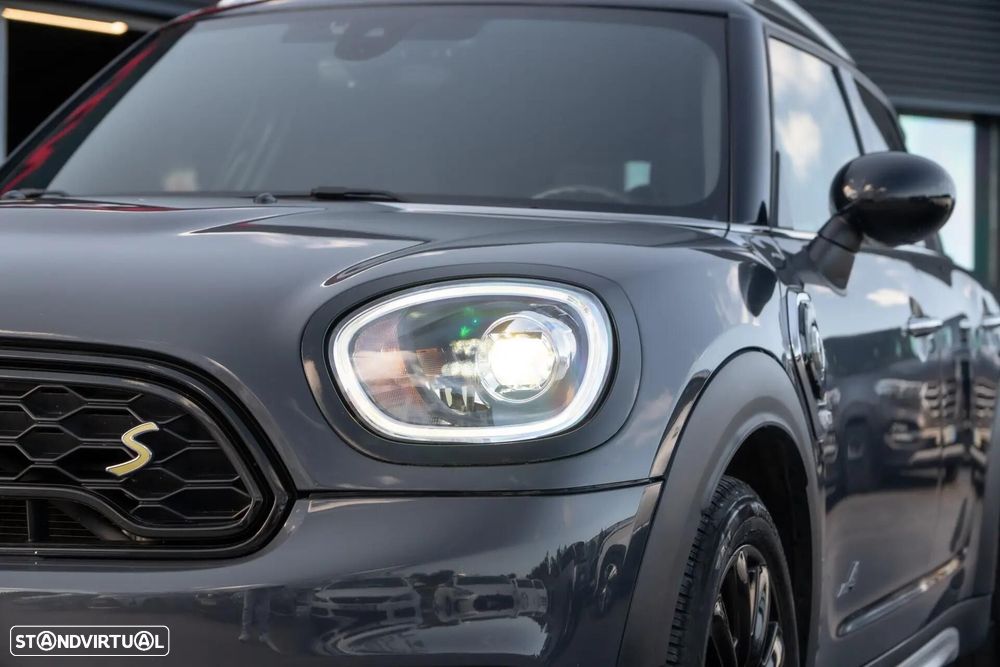 MINI Countryman Cooper SE ALL4 Auto - 16