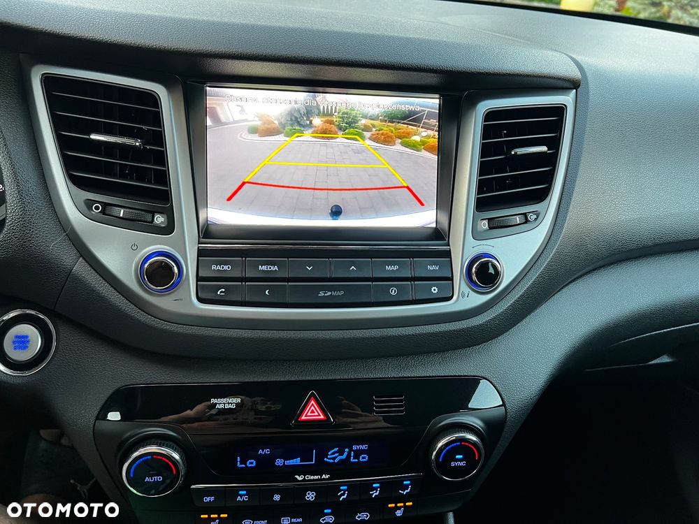 Hyundai Tucson blue 1.6 GDi 2WD Navi - 21