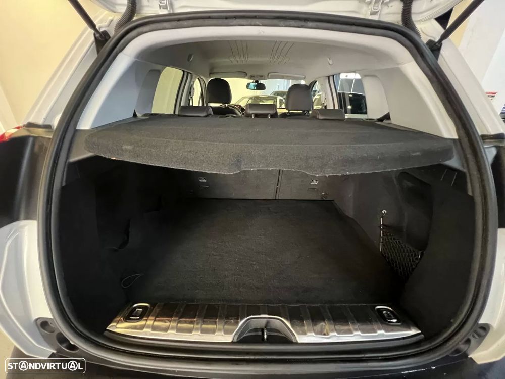 Peugeot 2008 1.2 PureTech GT Line - 48
