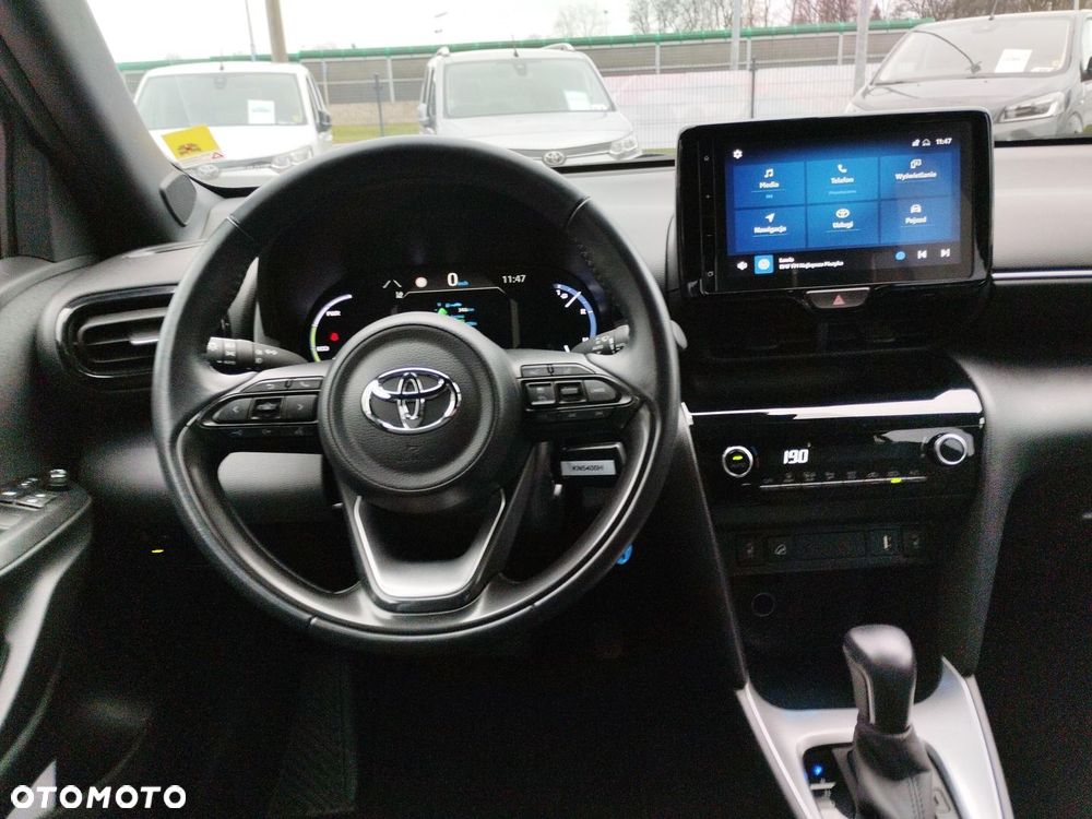 Toyota Yaris Cross Hybrid 1.5 Comfort 4x4 - 14