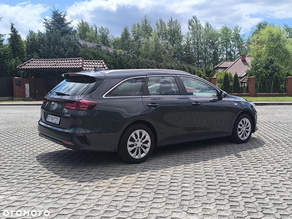 Kia Ceed 1.6 CRDi (48V Mild-Hybrid) Spirit - 5
