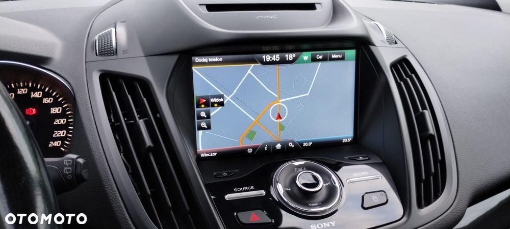 Ford Kuga 2.0 TDCi 4x4 Titanium - 11