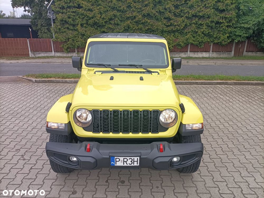 Jeep Wrangler Unlimited GME 2.0 Turbo Sahara - 2