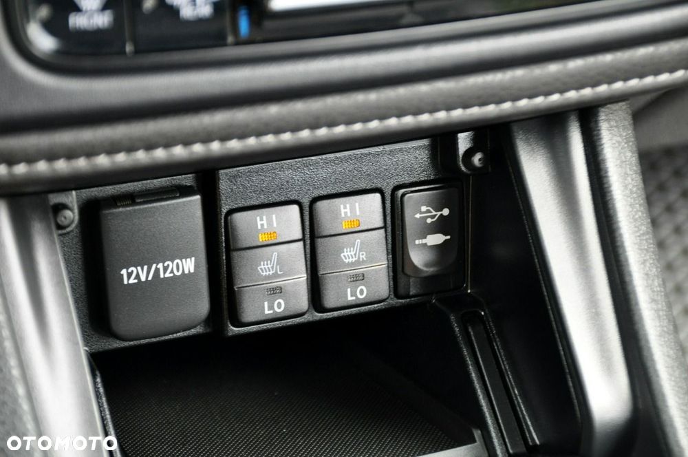 Toyota Auris - 34