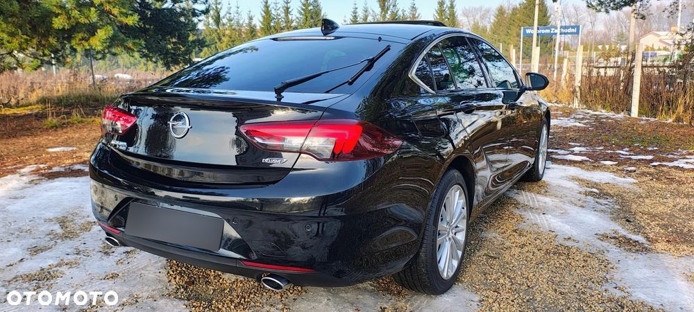 Opel Insignia 2.0 BiTrb D 4x4 Automatik Exclusive - 37