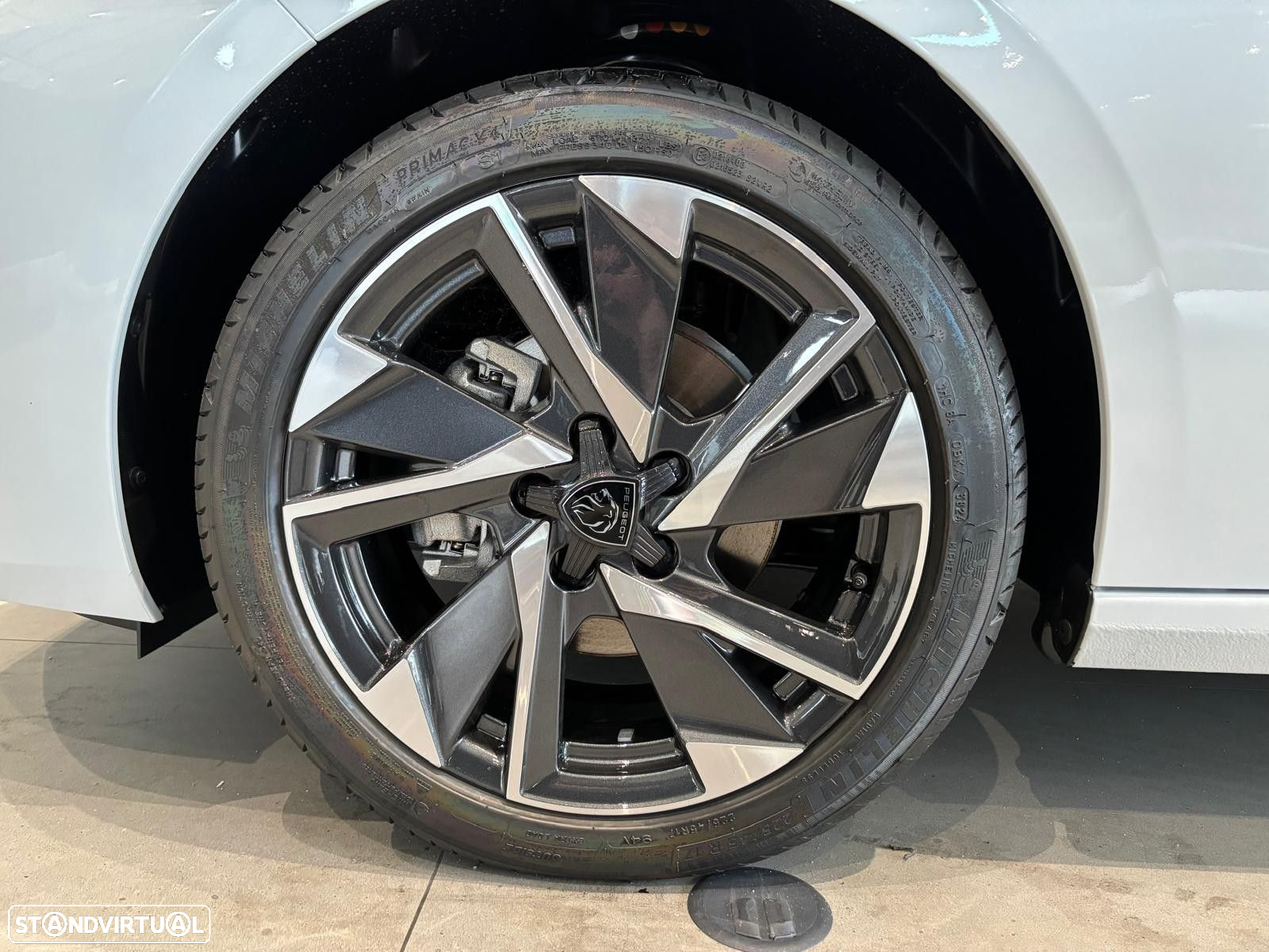 Peugeot 308 1.2 PureTech Allure - 13