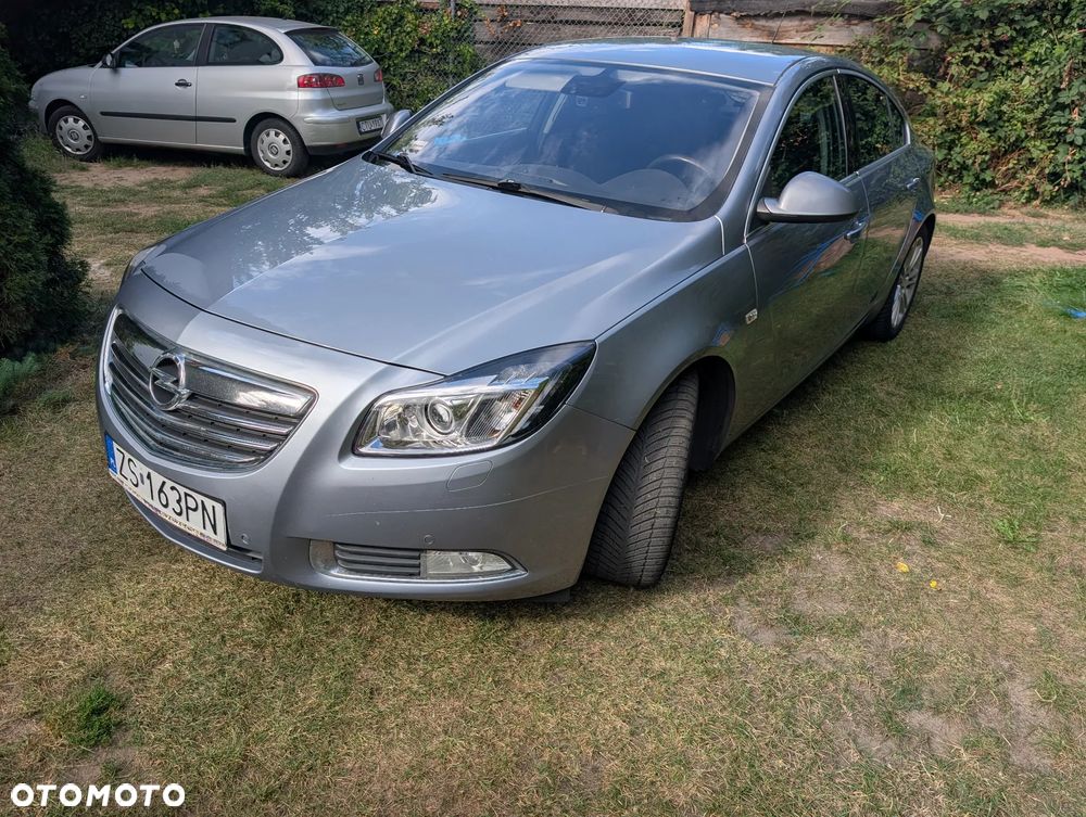 Opel Insignia 1.8 Edition - 1