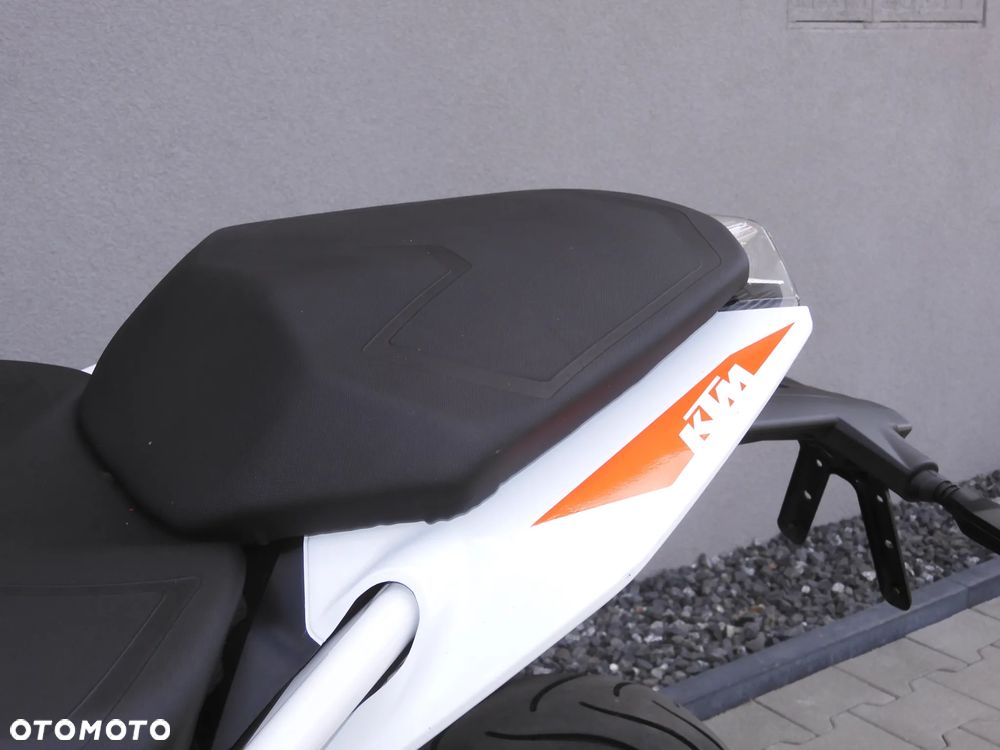 KTM Duke 390 - 31