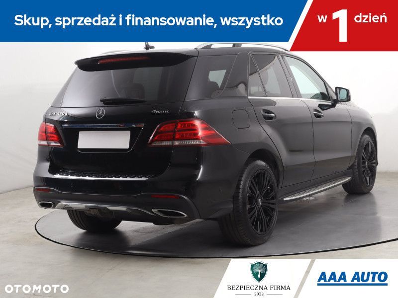 Mercedes-Benz GLE - 7