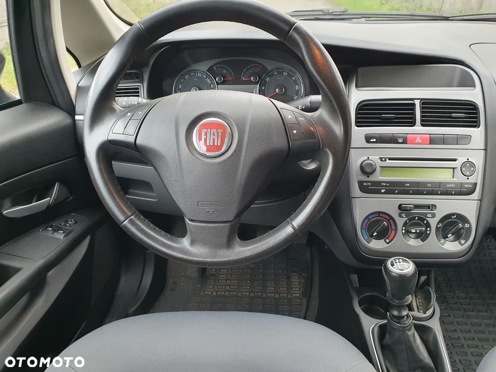 Fiat Linea 1.4 Active - 14