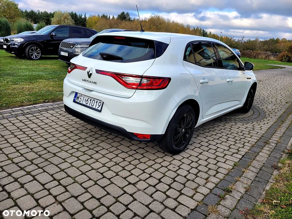 Renault Megane 2019 photo 3