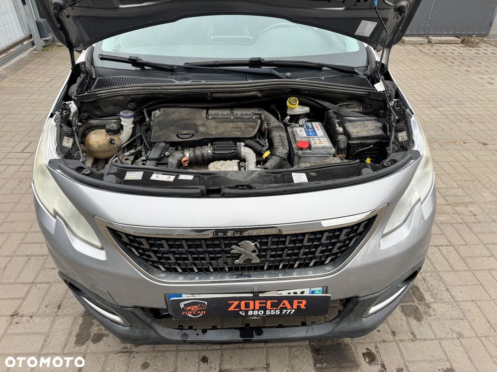 Peugeot 2008 1.6 BlueHDi Style - 18