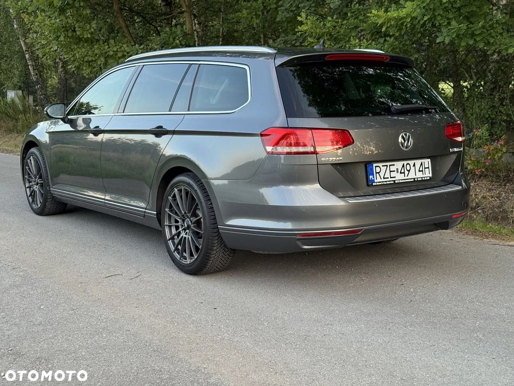 Volkswagen Passat 1.4 TSI ACT (BlueMotion Technology) Highline - 9