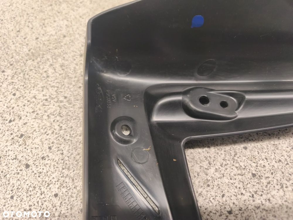 Owiewka, osłona chłodnicy, wypełnienie Triumph Street Triple 675 - 14