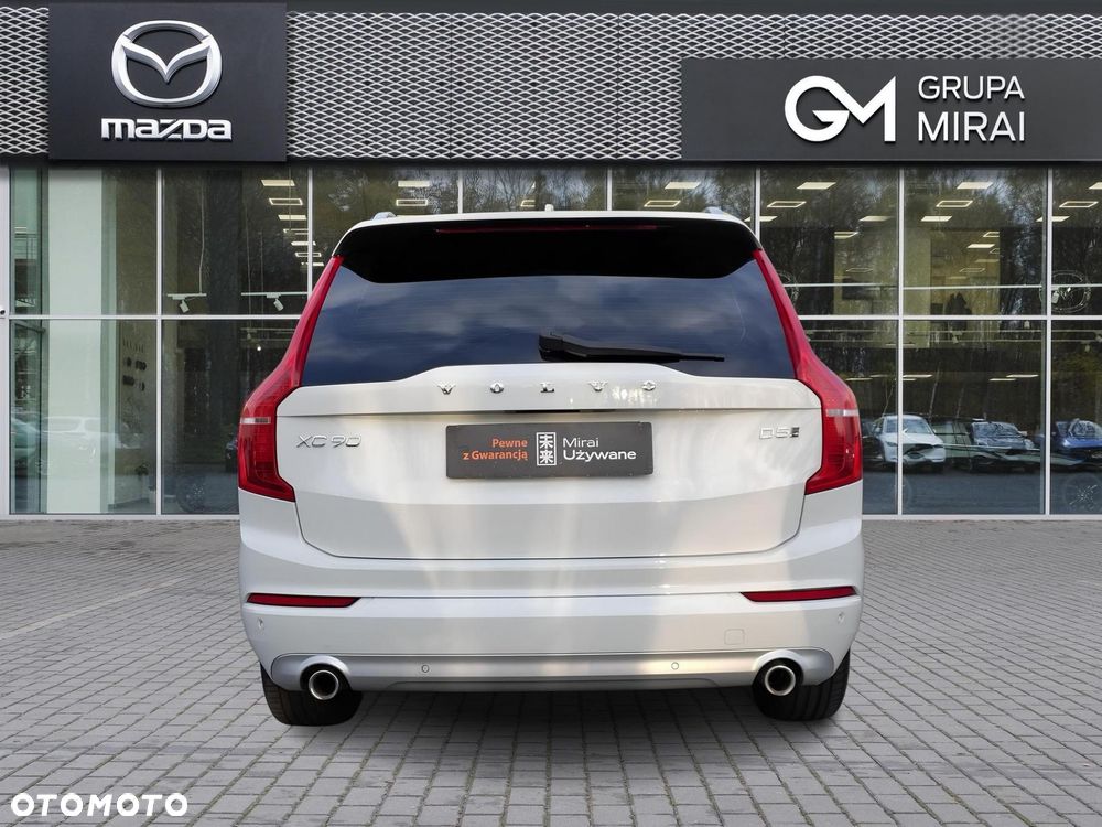 Volvo XC 90 D5 AWD Momentum - 4