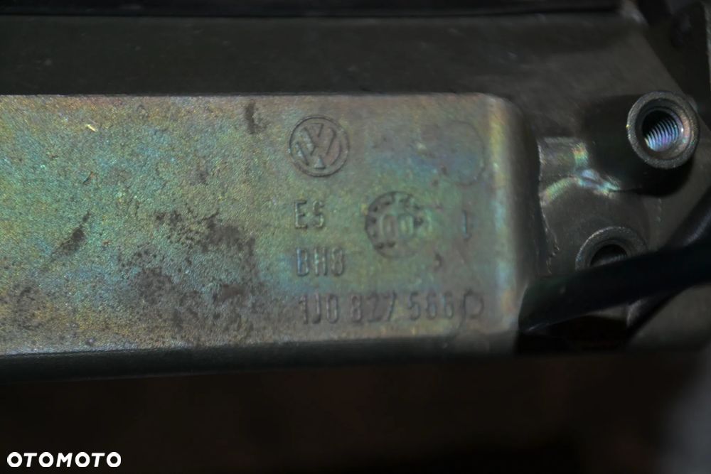 VW GOLF IV BORA KOMBI KLAMKA TYLNA KLAPY BAHAŻNIKA 1J0827566D - 2