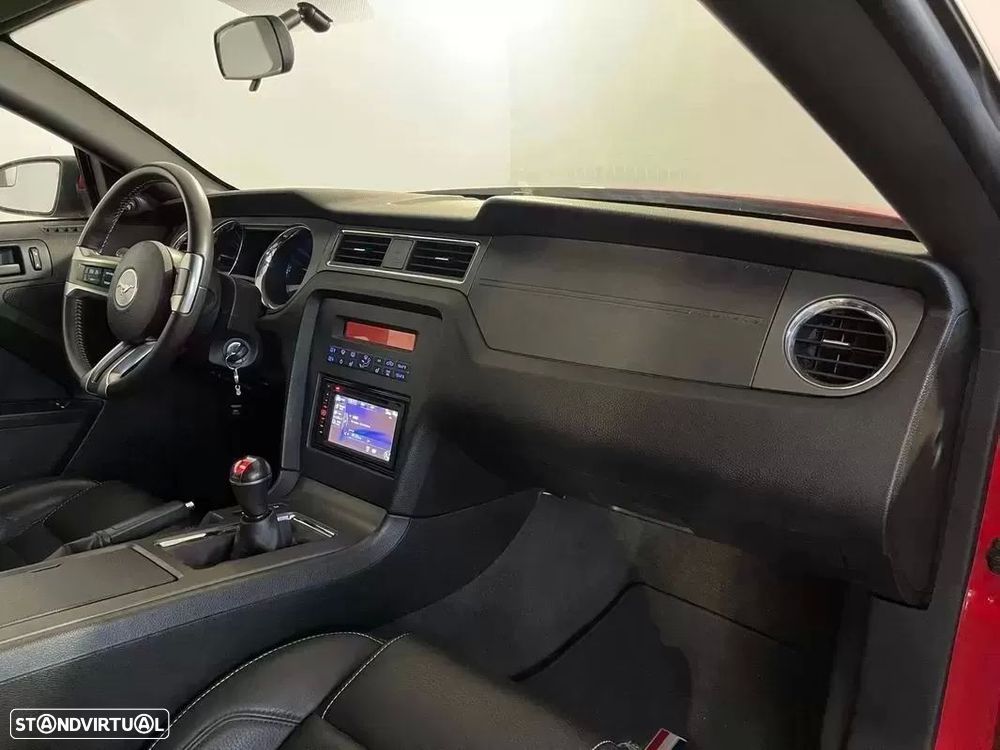Ford Mustang - 18