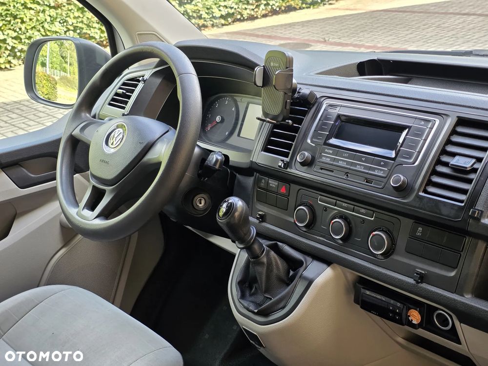 Volkswagen Transporter T6 - 15