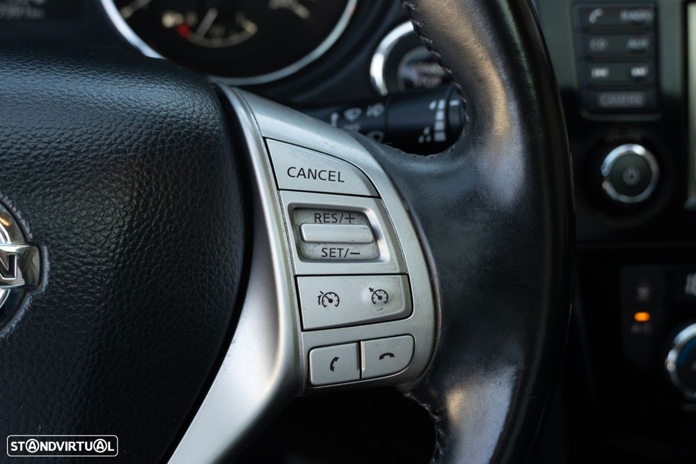 Nissan Qashqai 1.5 dCi N-Connecta - 11