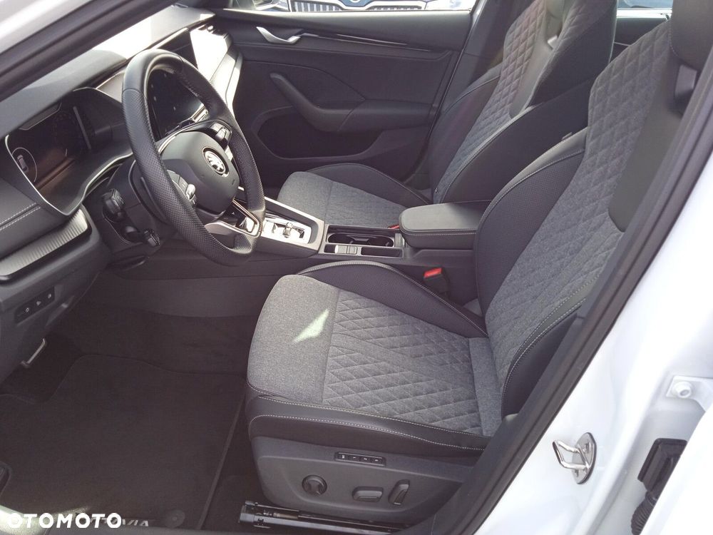 Skoda Octavia 2.0 TDI Sportline DSG - 14