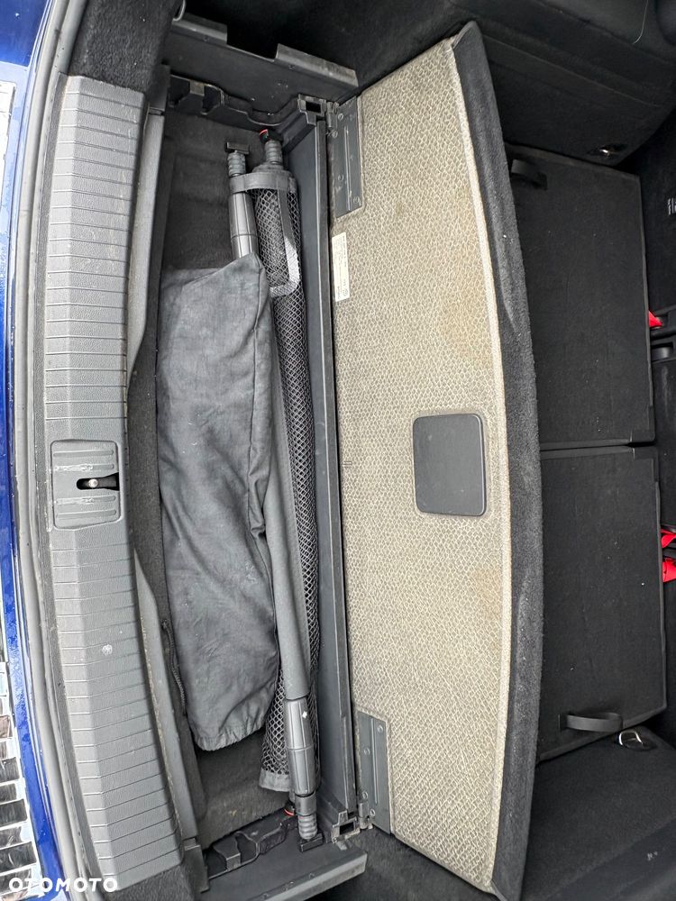 Volkswagen Touran 1.6 TDI BMT SCR Comfortline - 23