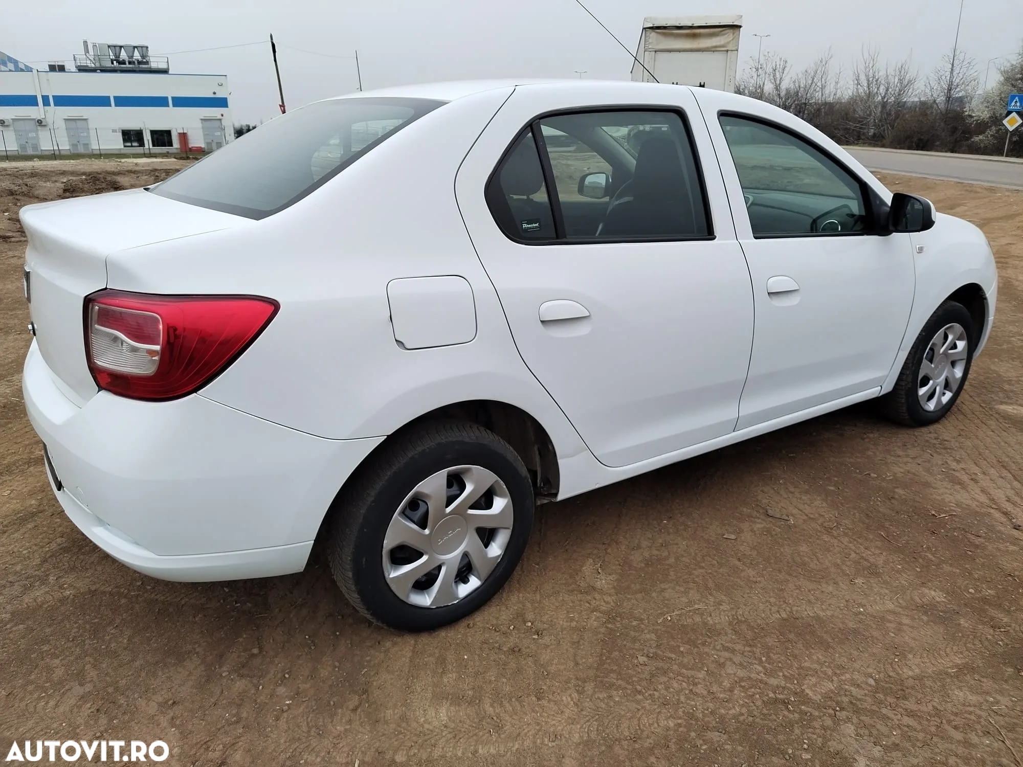 Dacia Logan 1.2 Prestige - 3