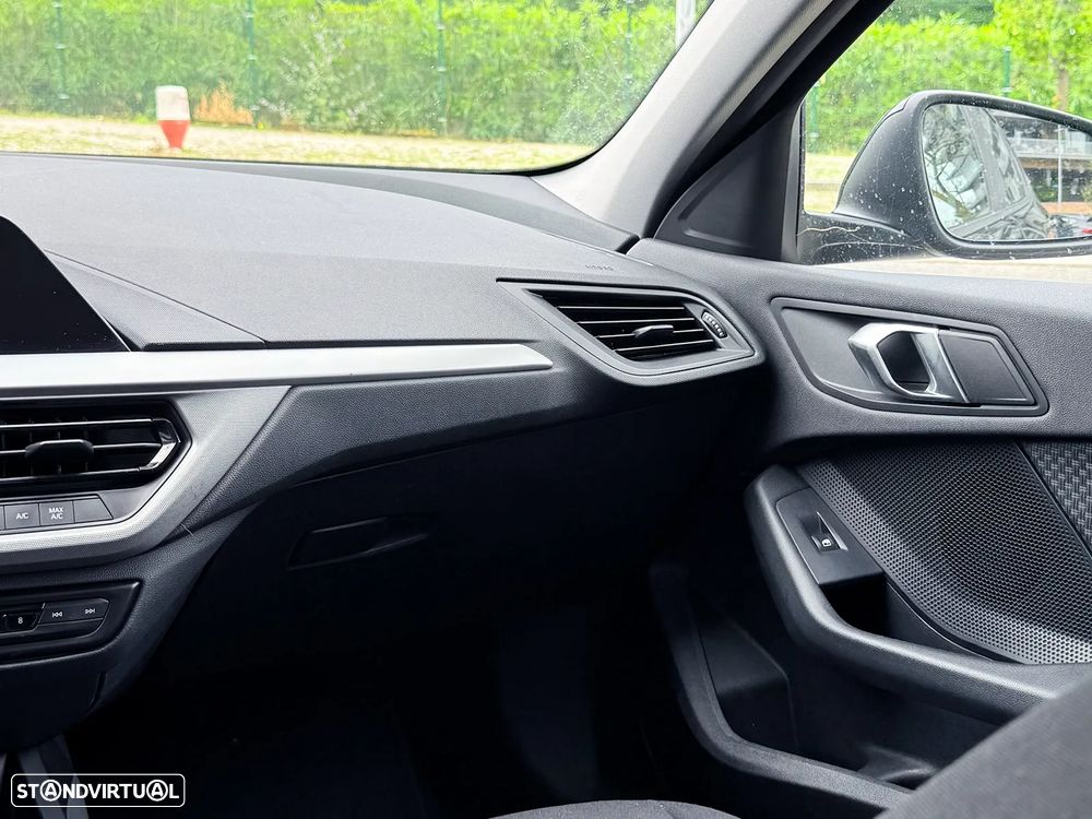 BMW 118 i Advantage - 8