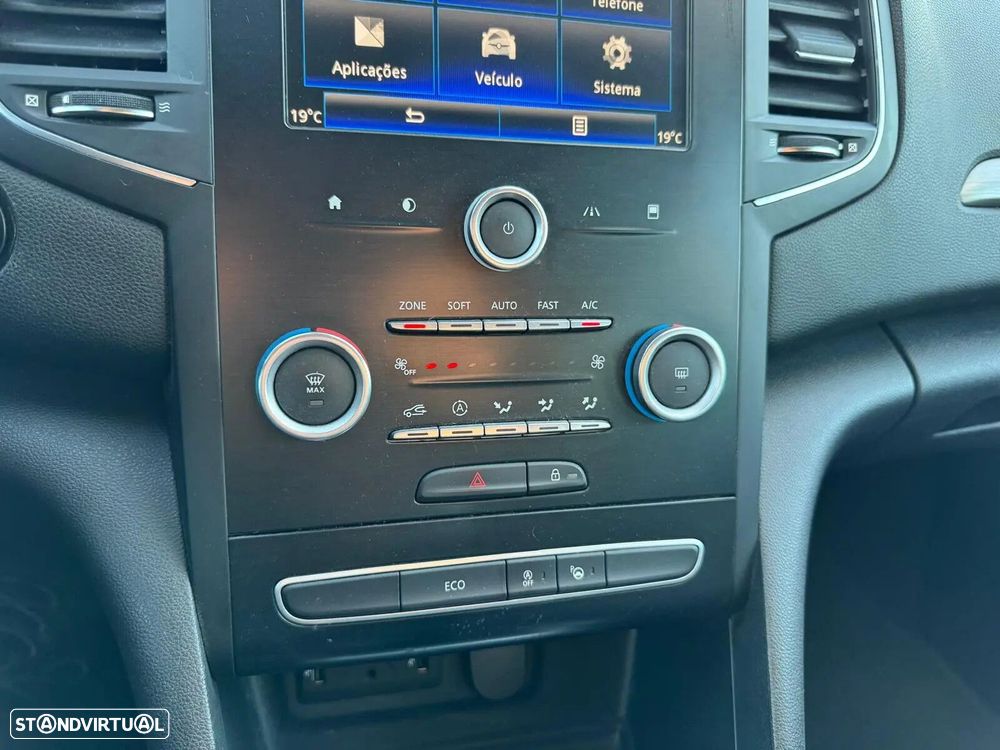 Renault Mégane Sport Tourer ENERGY TCe 130 BOSE EDITION - 36