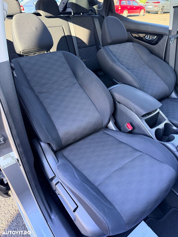 Nissan Qashqai 1.2 DIG-T Start/Stop N-Connecta - 23