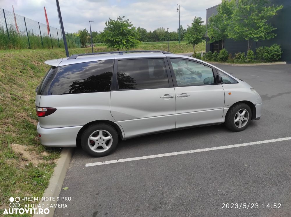 Toyota Previa - 4