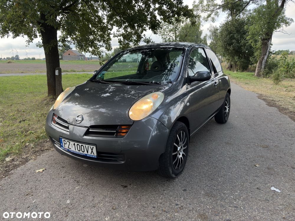 Nissan Micra - 1